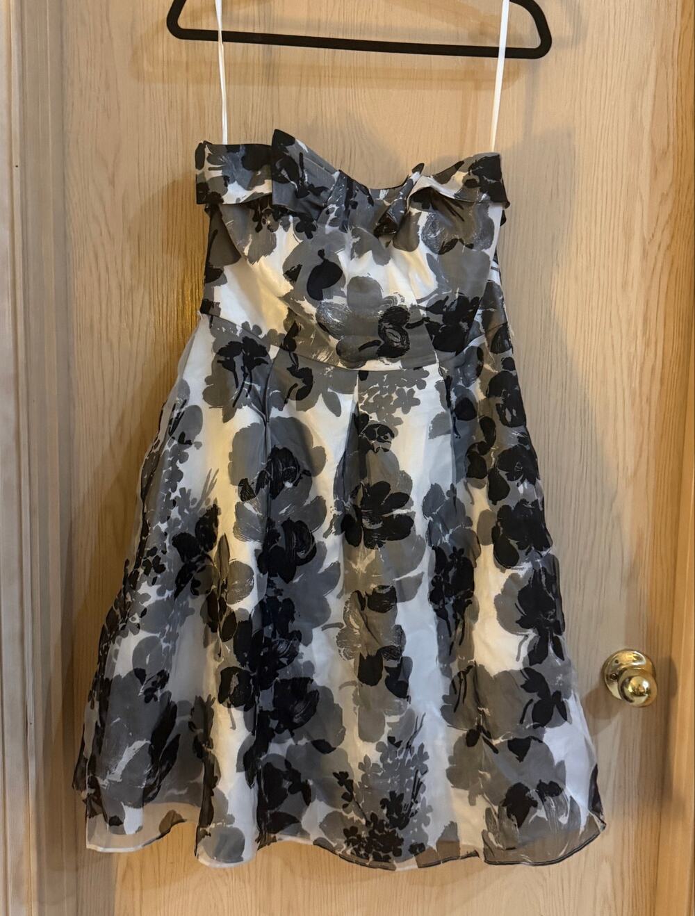 White House Black Market Silk Floral Strapless Dress Size 12